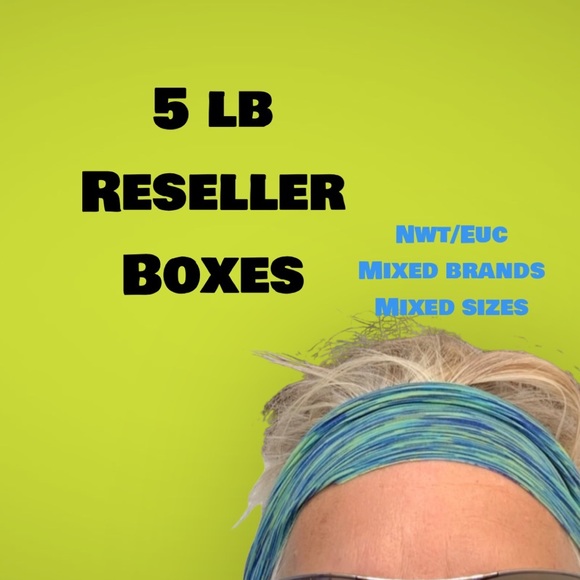 Posh show schedule. Like this listing to be notified when we go live. - Picture 5 of 6